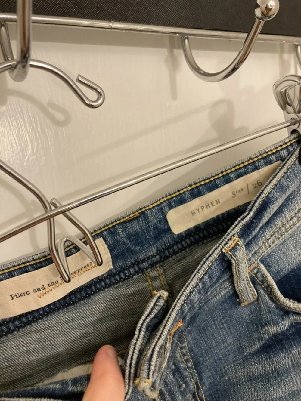 Pilcro and the Letterpress Mid-High Rise Denim Short Size 26 - Picture 2 of 3